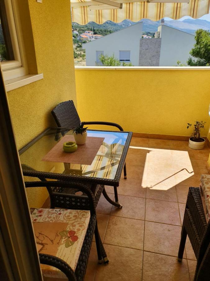 Apartment Josipa Grebastica Ngoại thất bức ảnh
